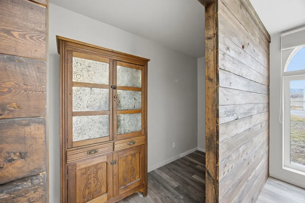 621 Skalkaho Highway Hamilton MT 59840