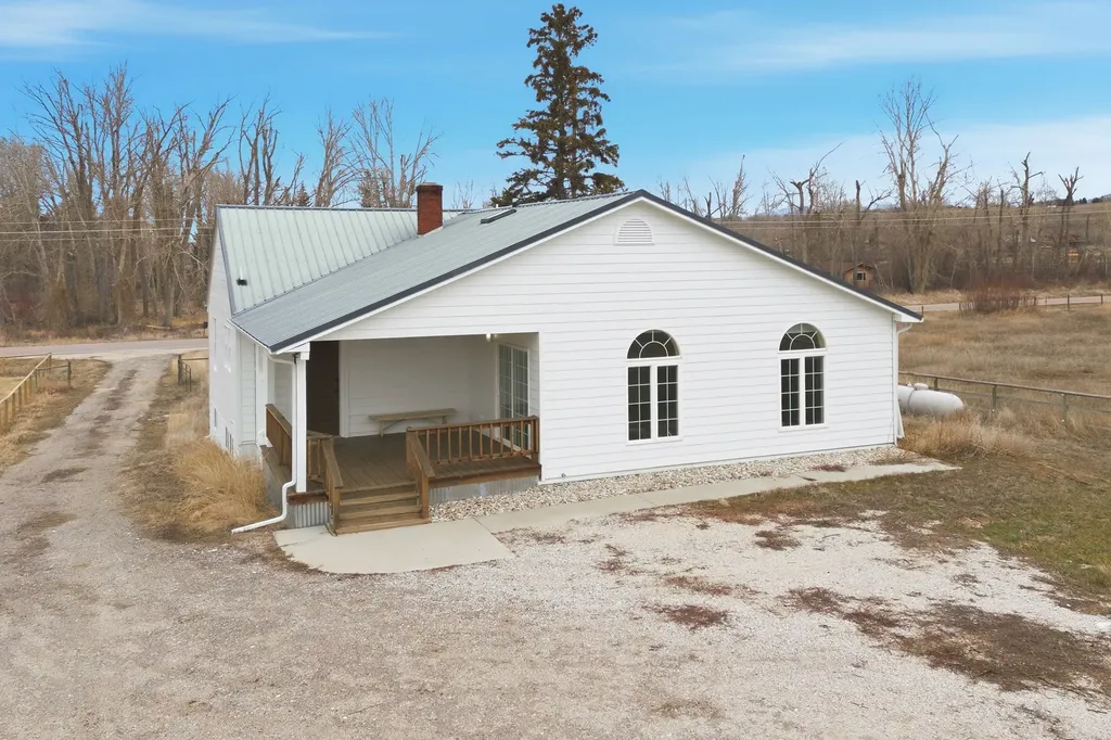 621 Skalkaho Highway Hamilton MT 59840