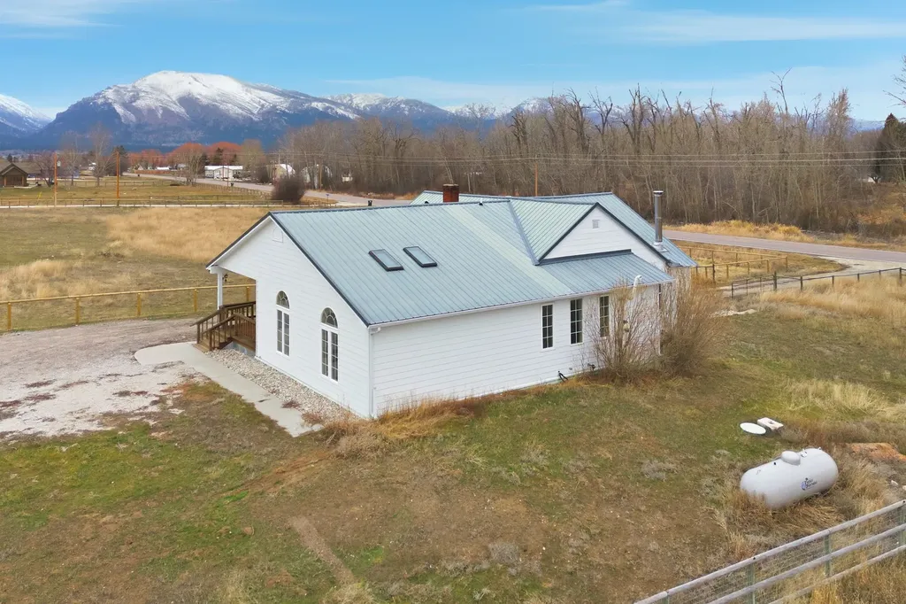 621 Skalkaho Highway Hamilton MT 59840