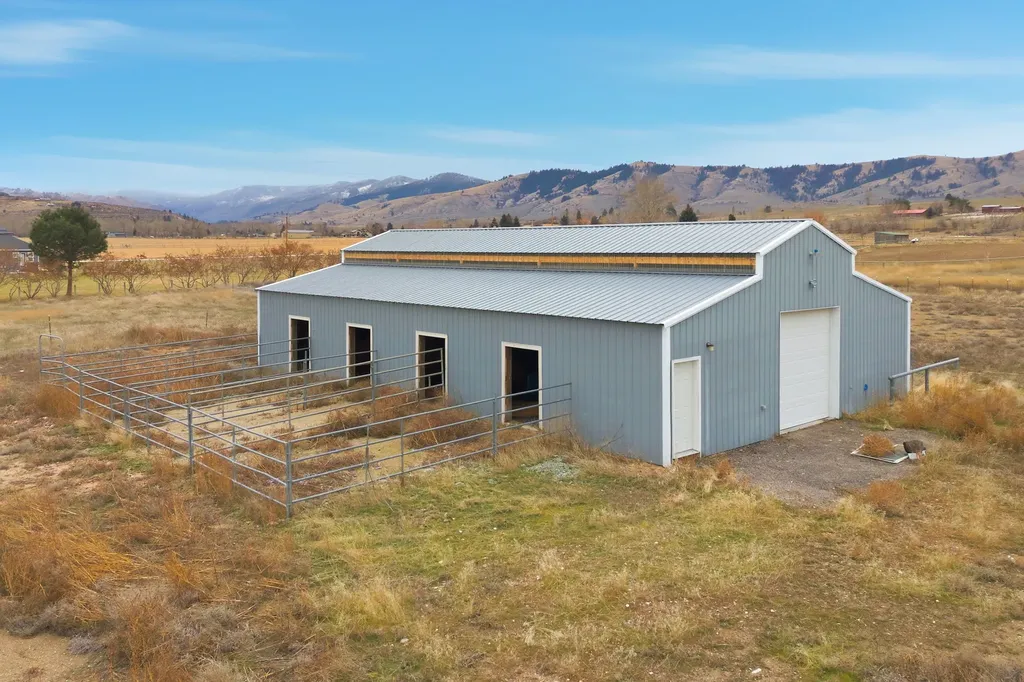 621 Skalkaho Highway Hamilton MT 59840