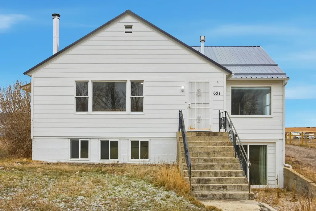 621 Skalkaho Highway Hamilton MT 59840