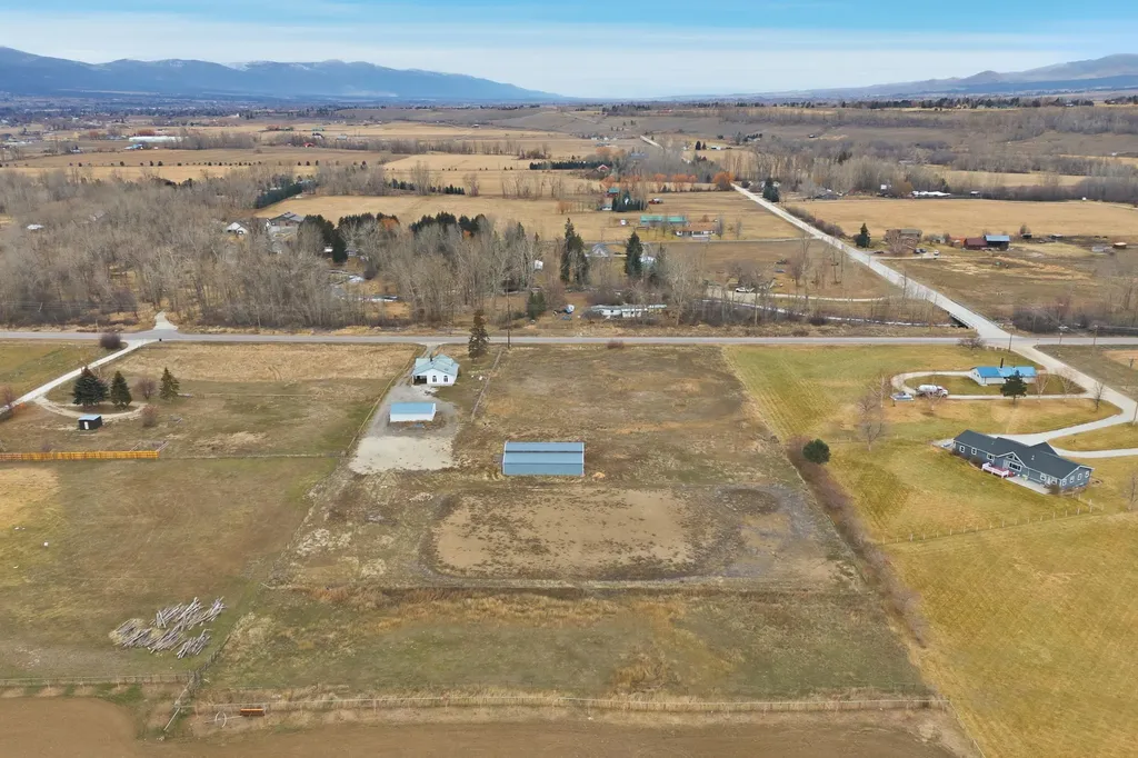 621 Skalkaho Highway Hamilton MT 59840