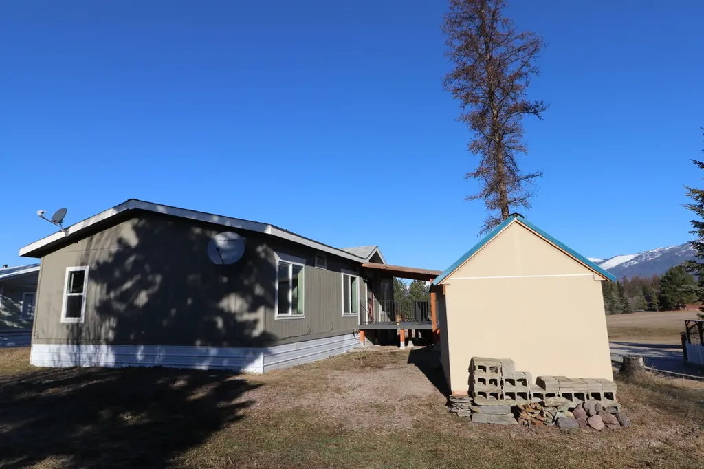 #30 Bear Creek Village Bigfork MT 59911