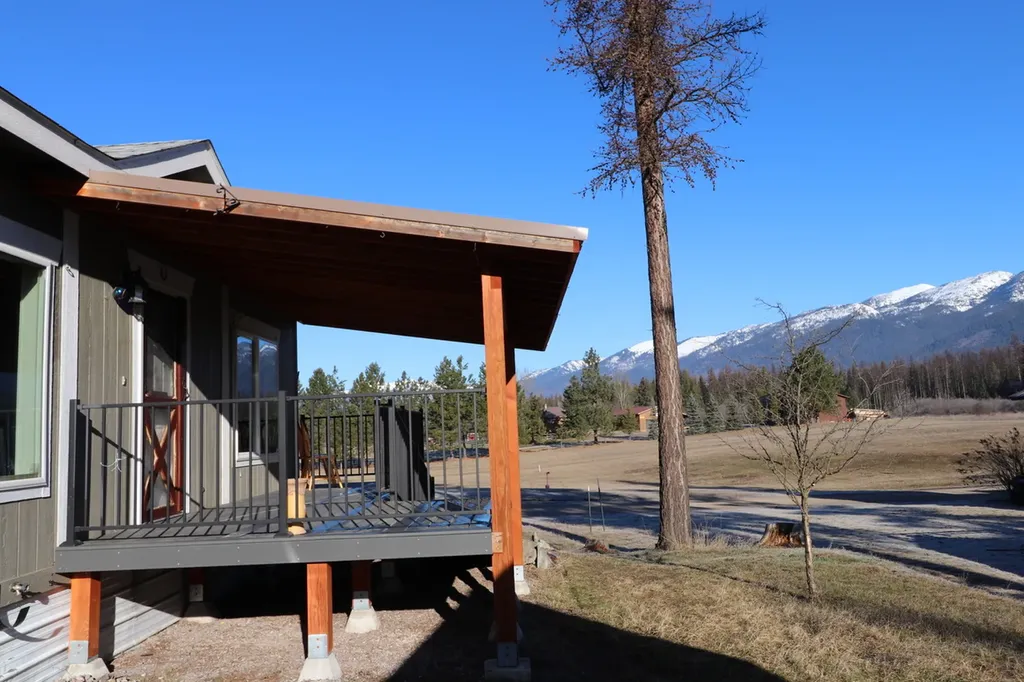 #30 Bear Creek Village Bigfork MT 59911
