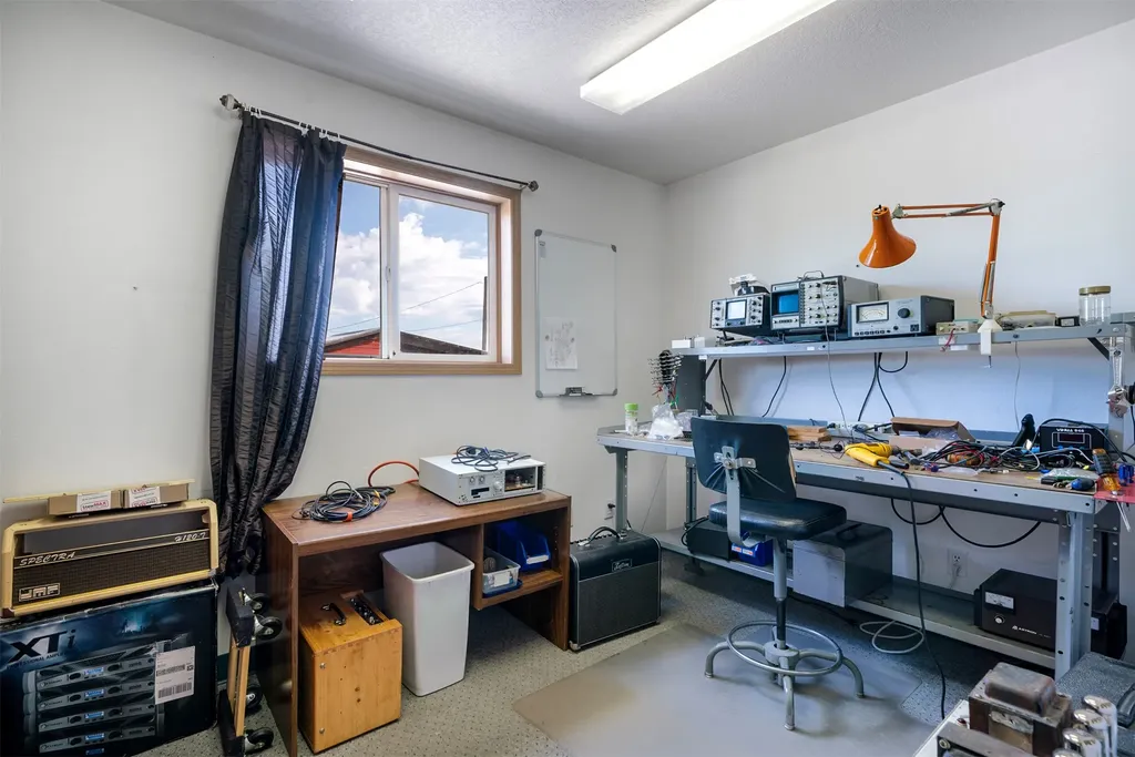 33 Lower Valley Road Kalispell MT 59901