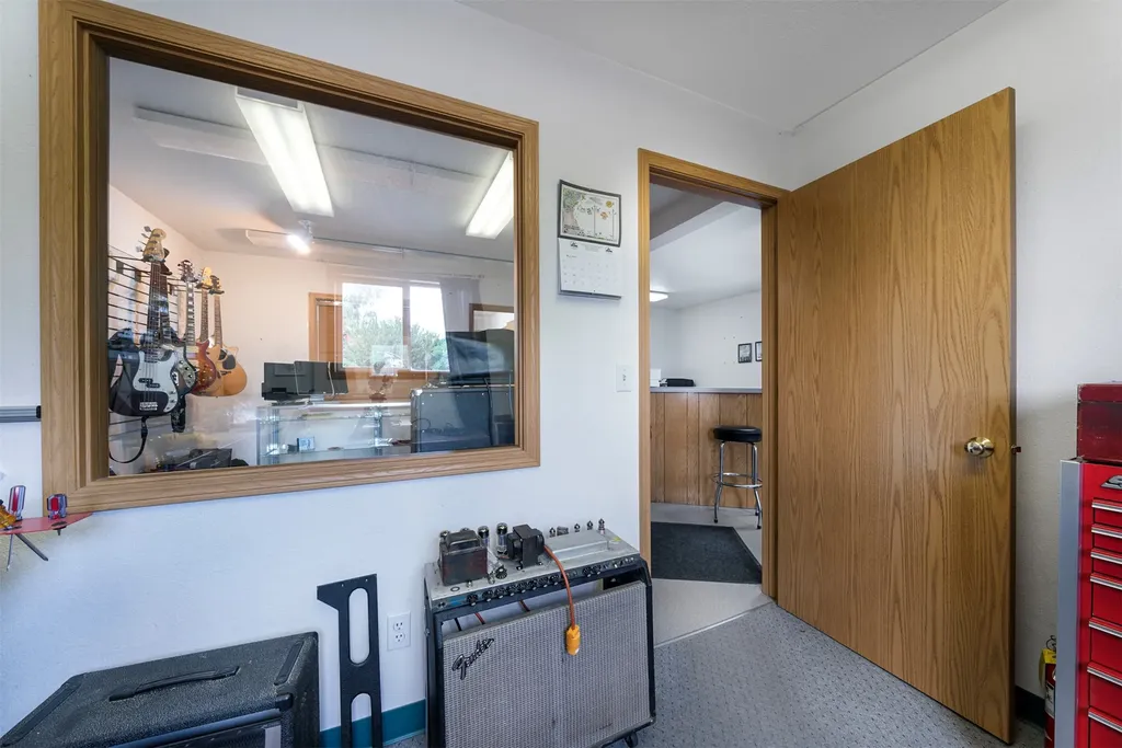 33 Lower Valley Road Kalispell MT 59901