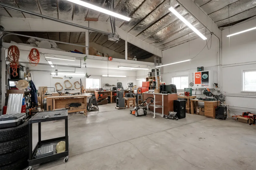 33 Lower Valley Road Kalispell MT 59901