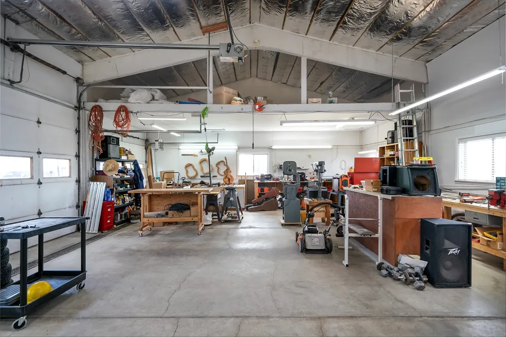 33 Lower Valley Road Kalispell MT 59901
