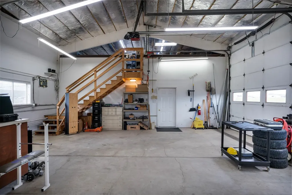33 Lower Valley Road Kalispell MT 59901
