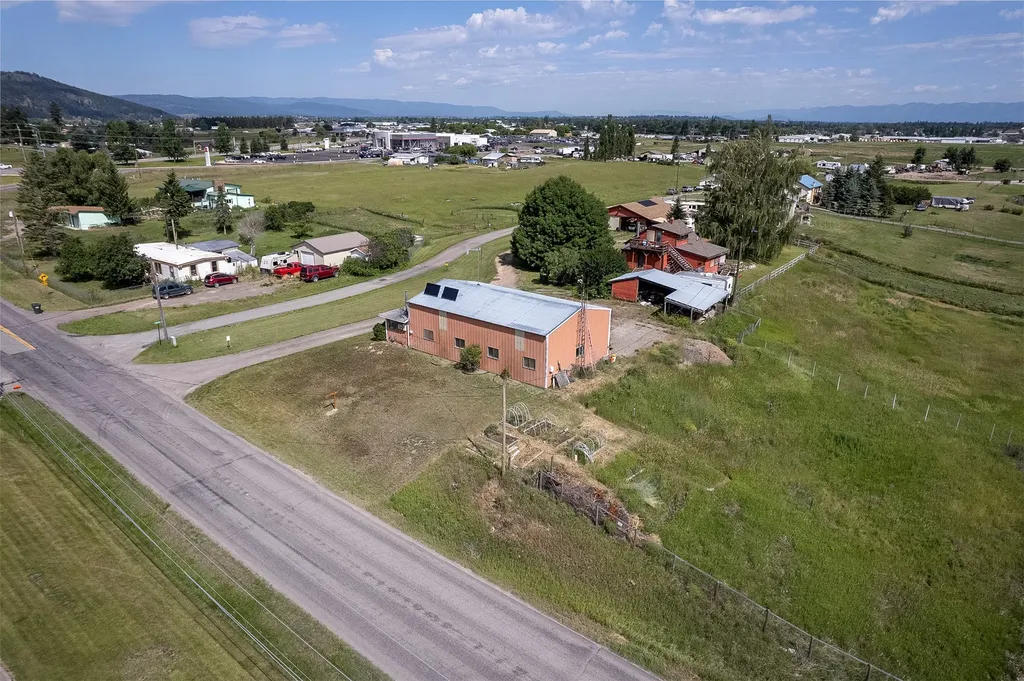 33 Lower Valley Road Kalispell MT 59901