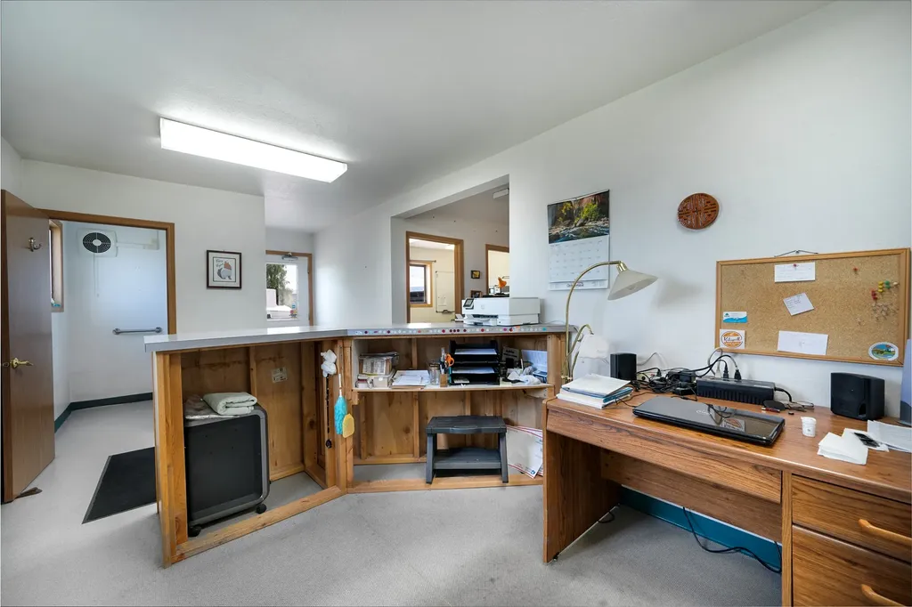 33 Lower Valley Road Kalispell MT 59901