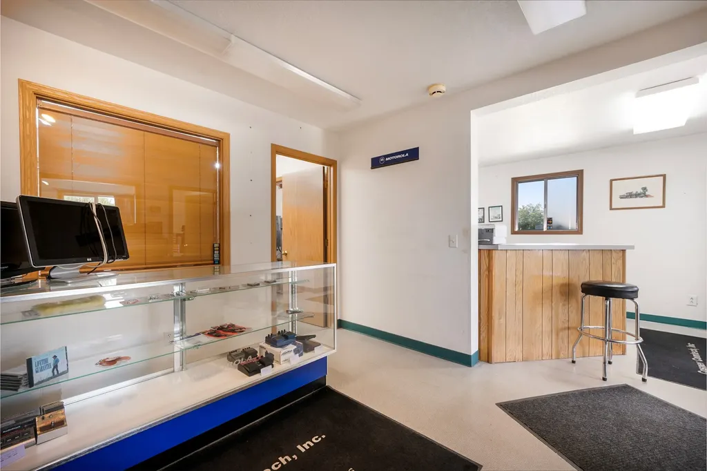 33 Lower Valley Road Kalispell MT 59901