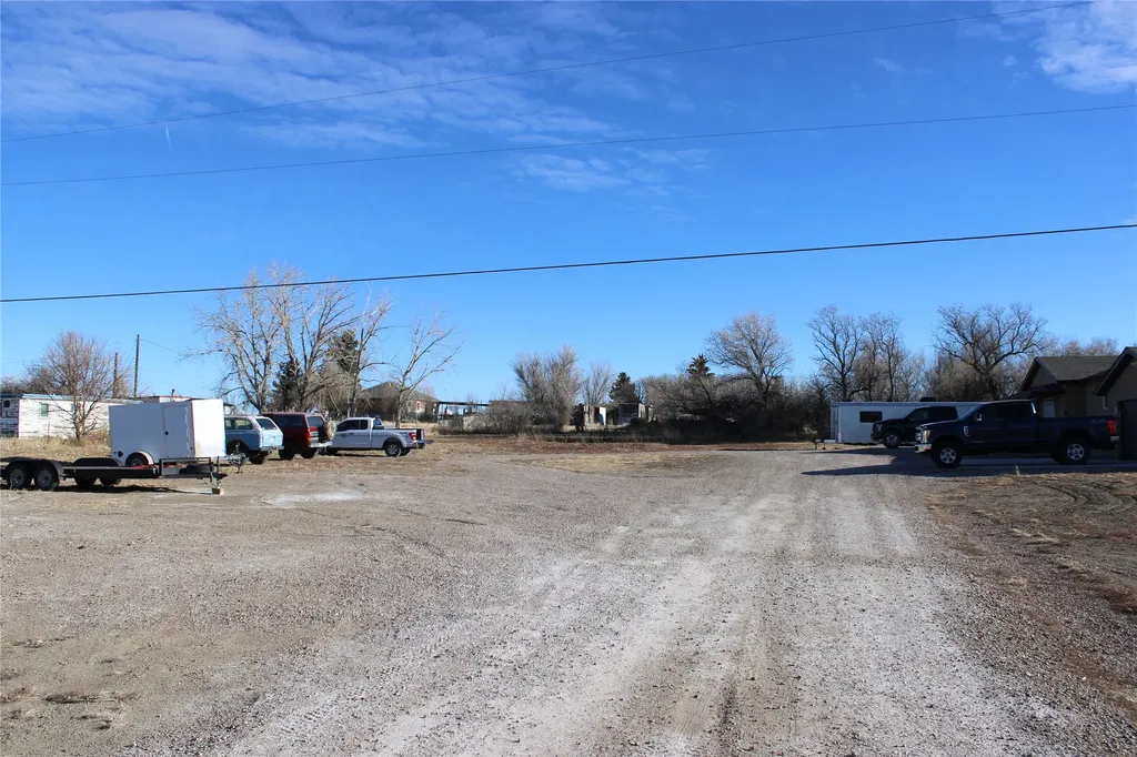 307 24th Street NW Great Falls MT 59404