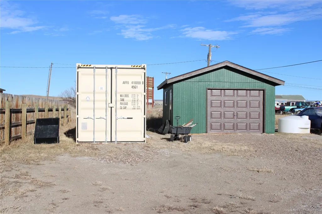 307 24th Street NW Great Falls MT 59404