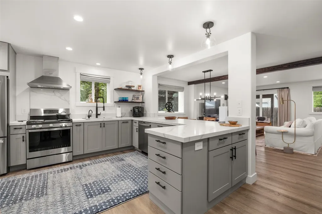441/443 Karrow Avenue Whitefish MT 59937