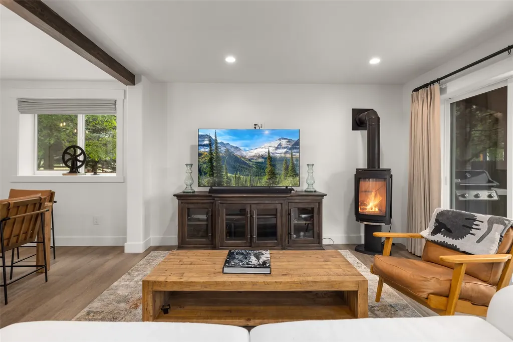 441/443 Karrow Avenue Whitefish MT 59937
