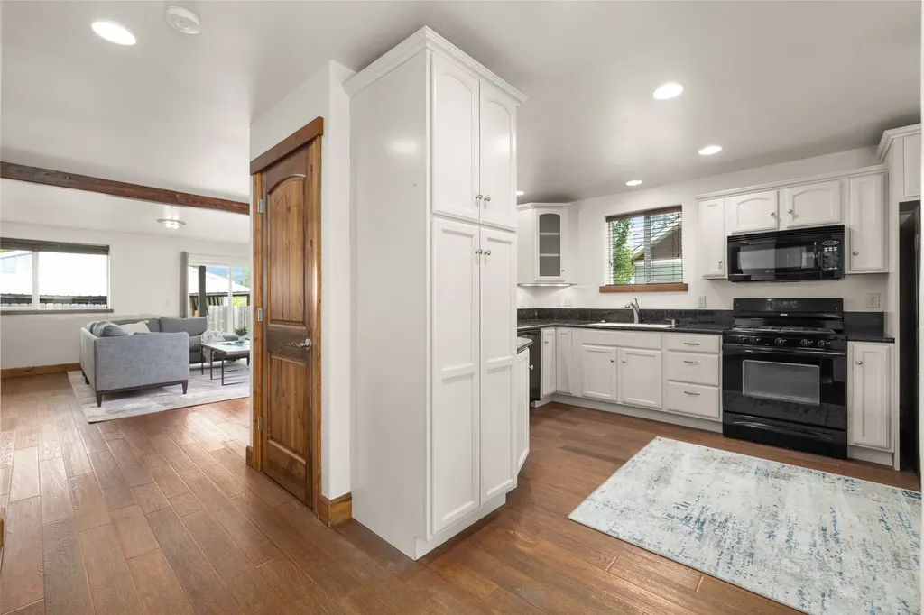 441/443 Karrow Avenue Whitefish MT 59937
