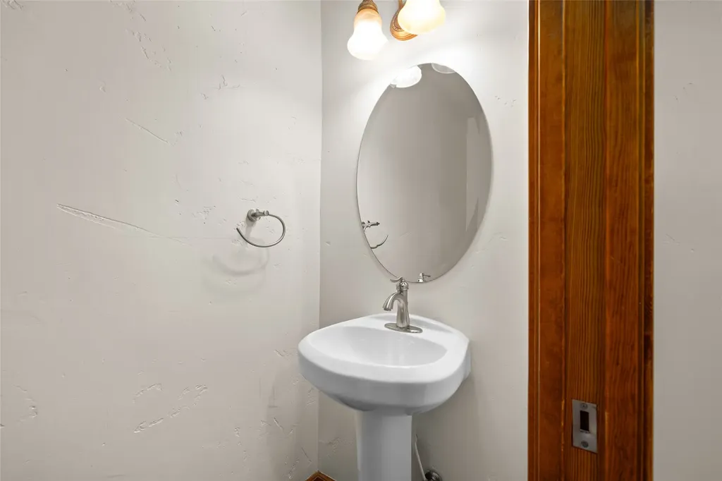 441/443 Karrow Avenue Whitefish MT 59937