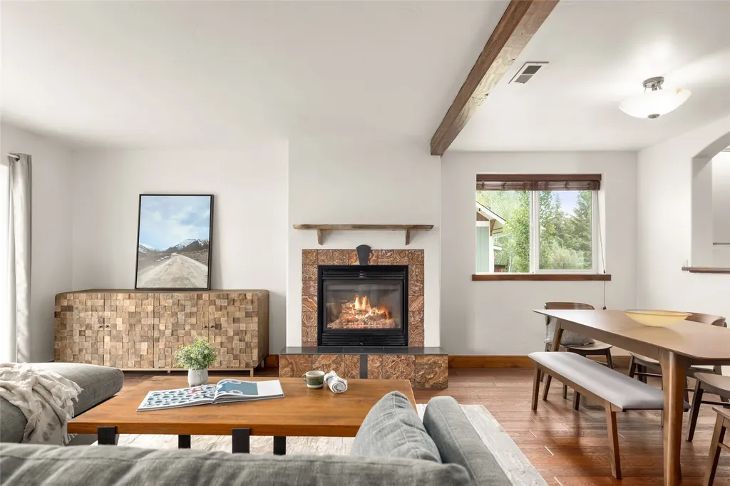 441/443 Karrow Avenue Whitefish MT 59937
