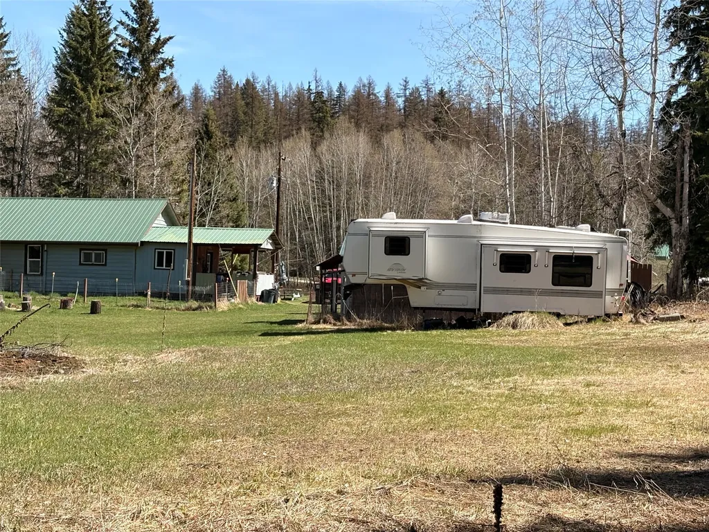 4891 & 4875 Us Highway 93 W Whitefish MT 59937