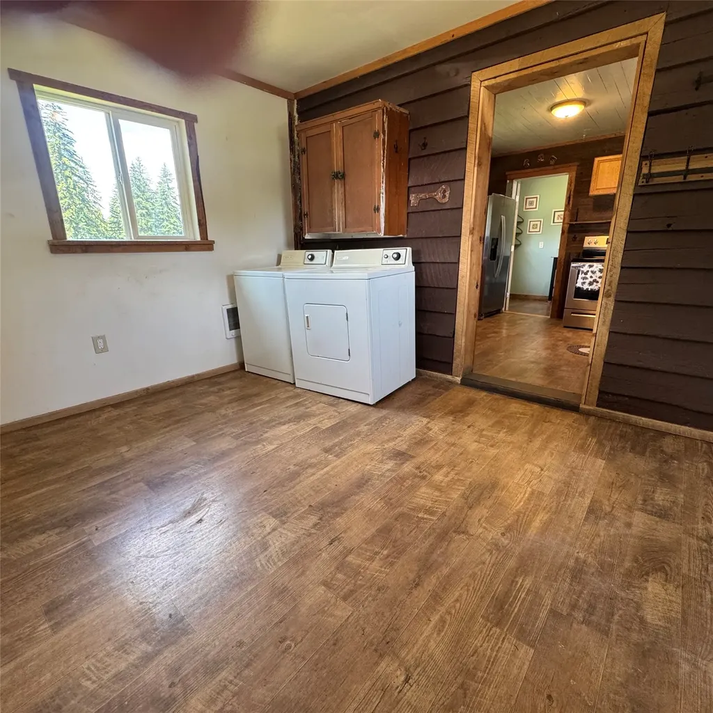 4891 & 4875 Us Highway 93 W Whitefish MT 59937