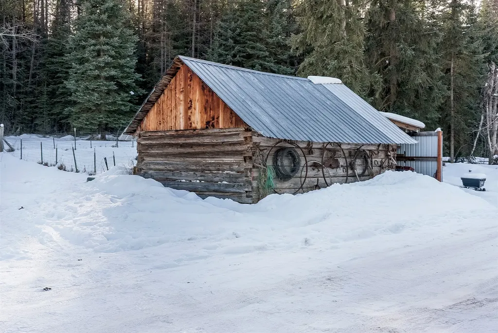 4891 & 4875 Us Highway 93 W Whitefish MT 59937