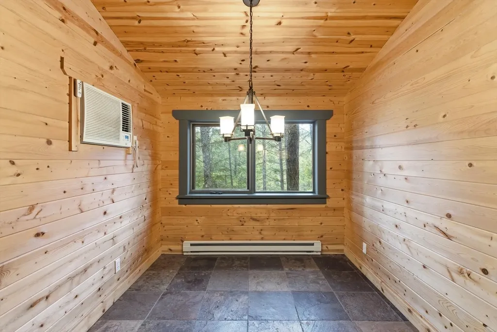39 Park Lane Rexford MT 59930