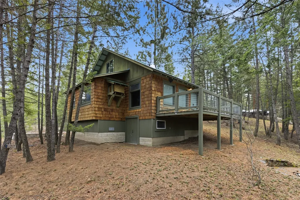 39 Park Lane Rexford MT 59930