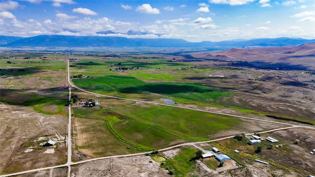 Nhn Gallagher Lane Charlo MT 59824