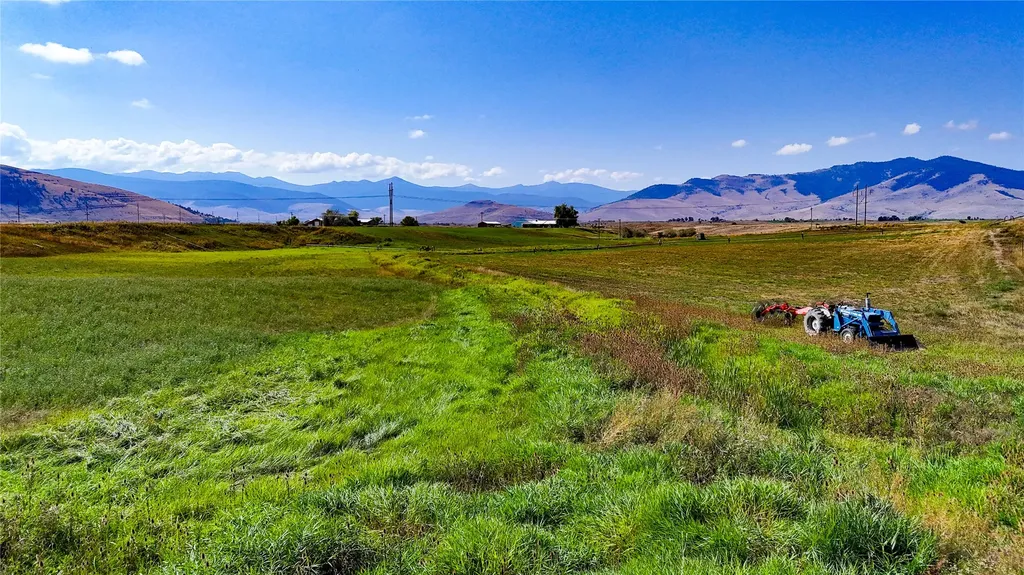 Nhn Gallagher Lane Charlo MT 59824