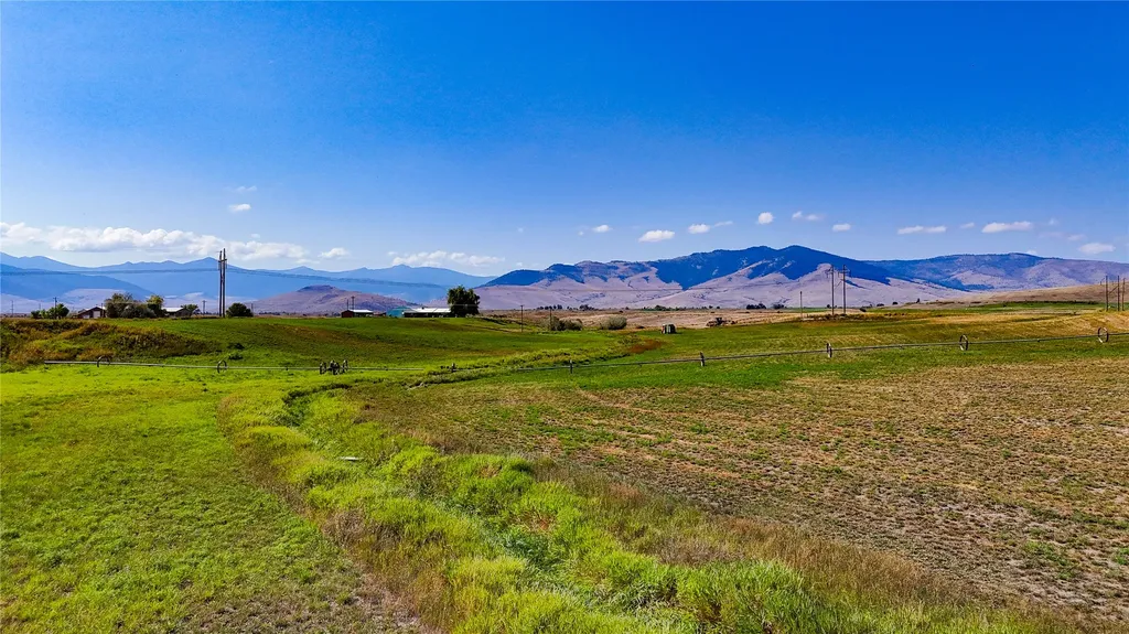 Nhn Gallagher Lane Charlo MT 59824