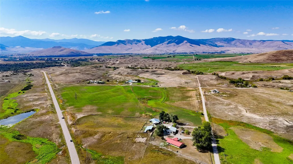 Nhn Gallagher Lane Charlo MT 59824