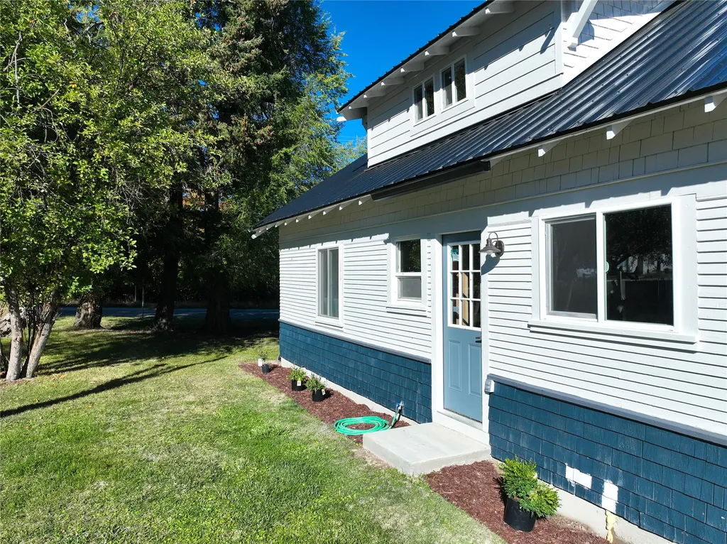 704 O'brien Avenue Whitefish MT 59937