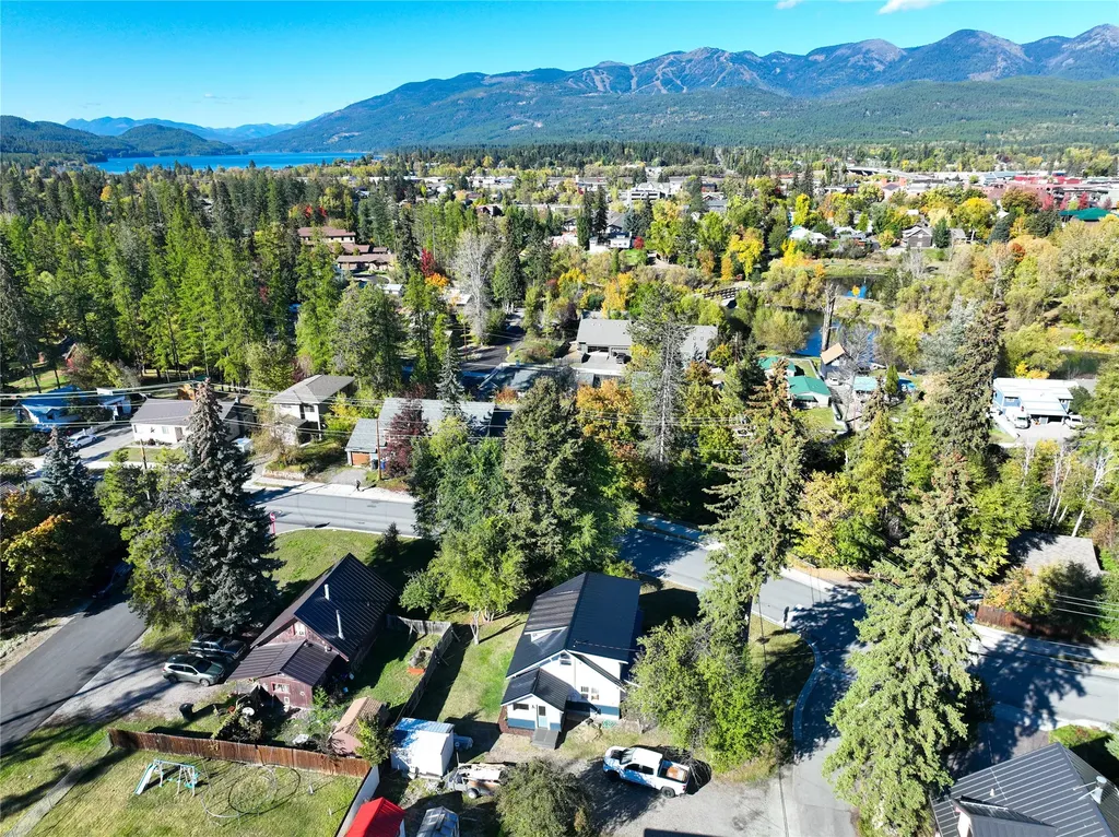 704 O'brien Avenue Whitefish MT 59937