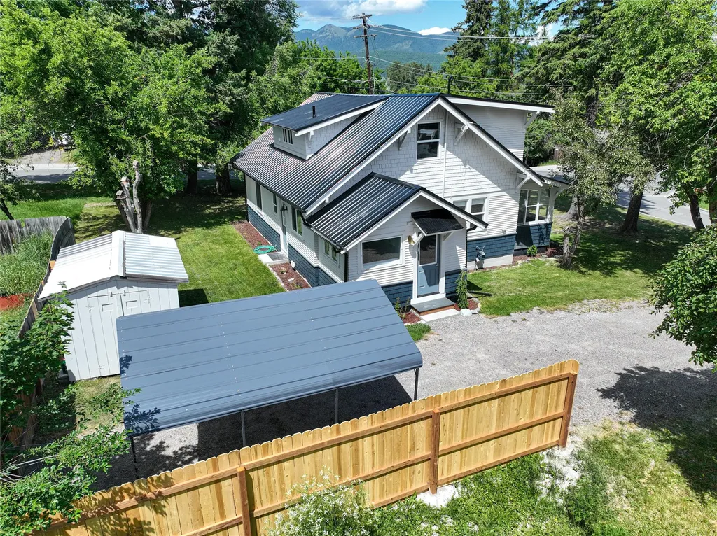 704 O'brien Avenue Whitefish MT 59937