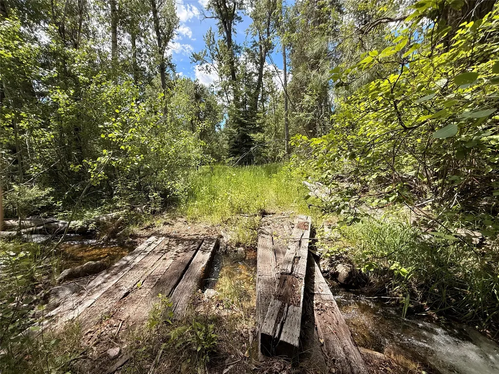 512 Lookout Trail Stevensville MT 59870