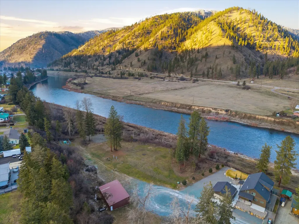 348 Clark Fork Drive Superior MT 59872