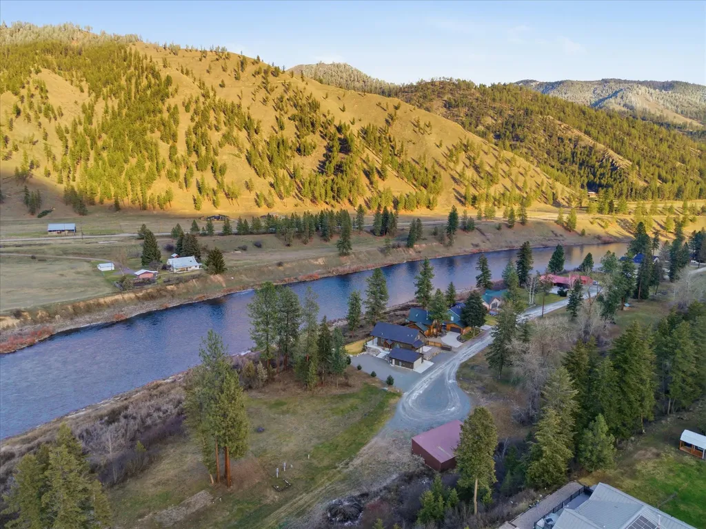 348 Clark Fork Drive Superior MT 59872