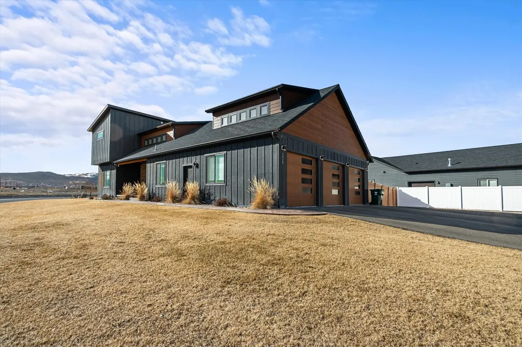 1349 Cambray Loop Helena MT 59602