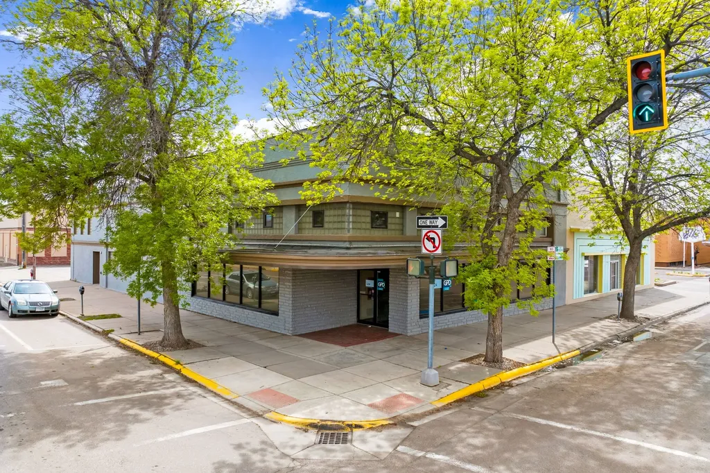 524 1st Avenue S Great Falls MT 59401