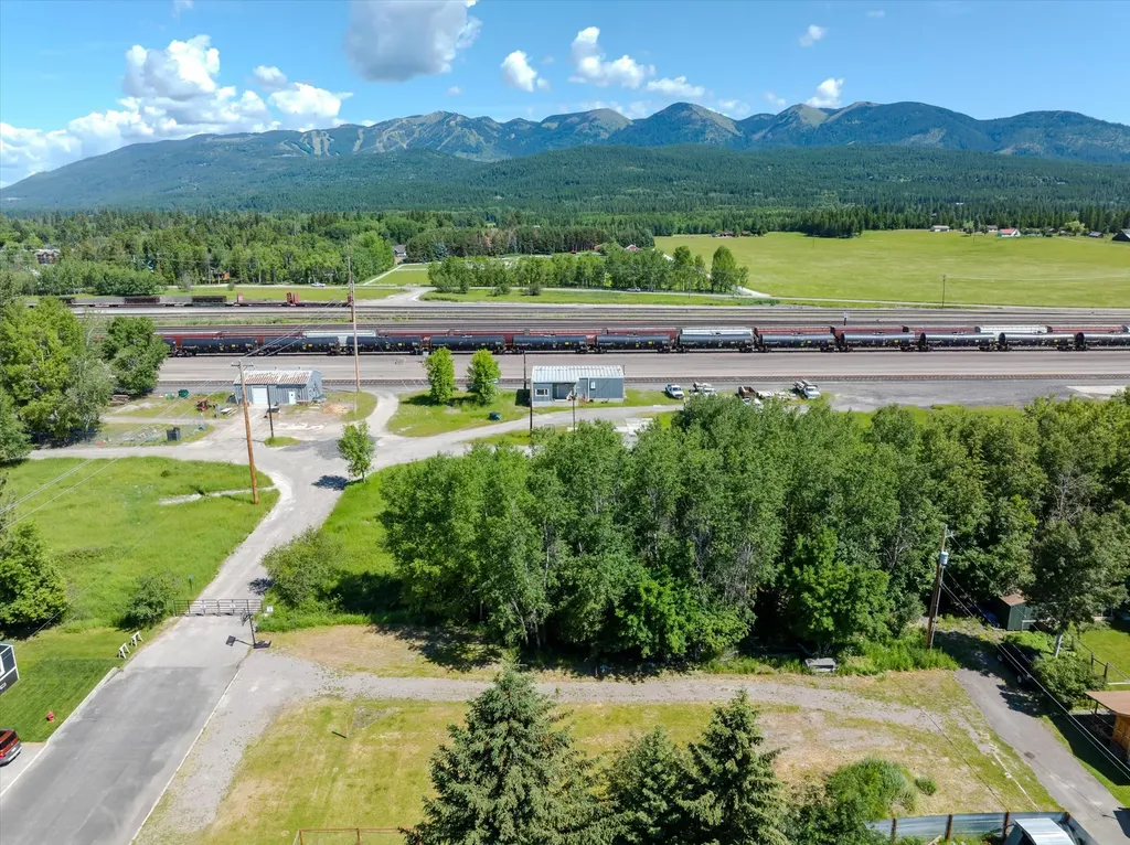 5 Park Avenue Whitefish MT 59937