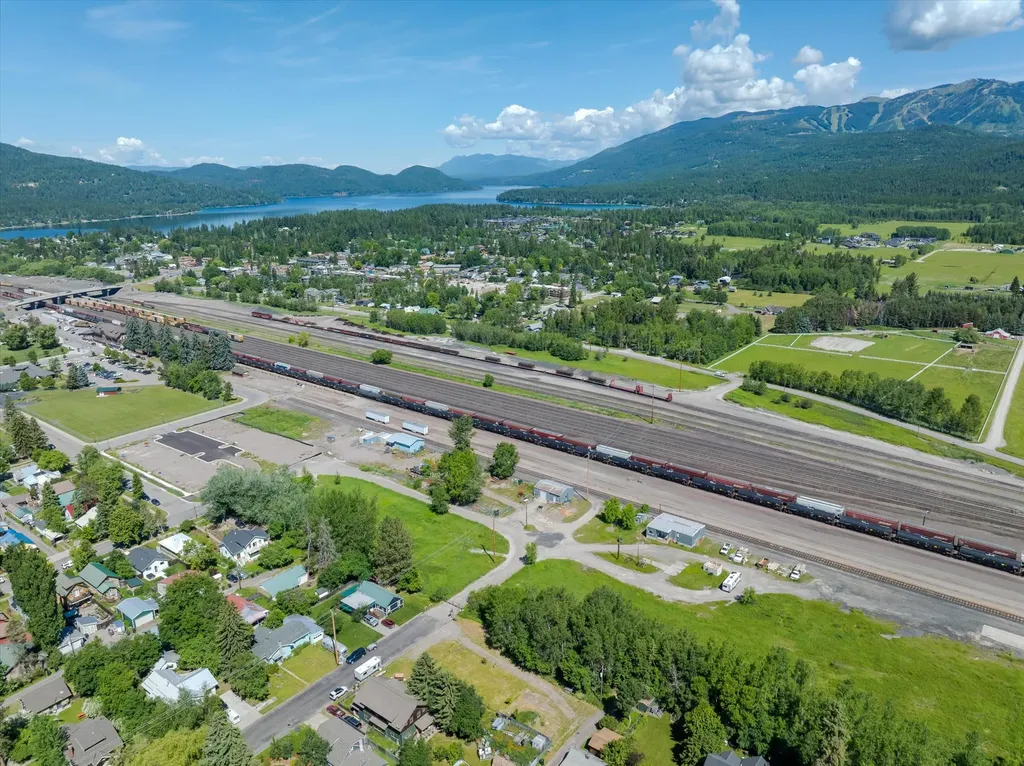 5 Park Avenue Whitefish MT 59937