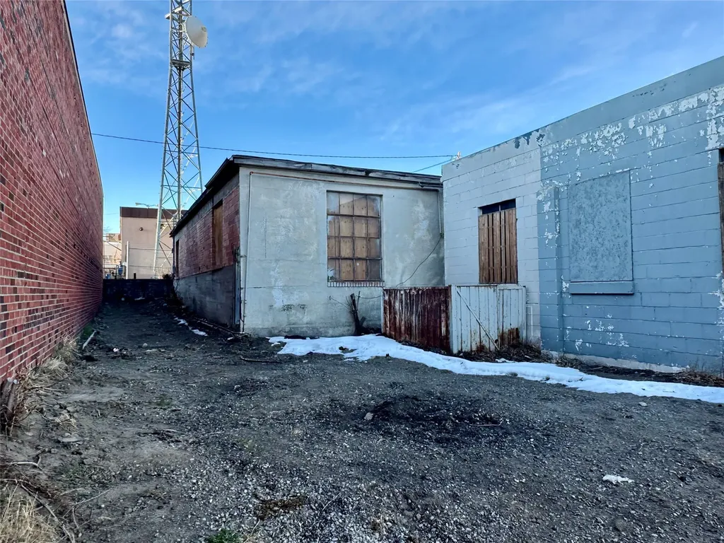 100 E Main Street Cut Bank MT 59427