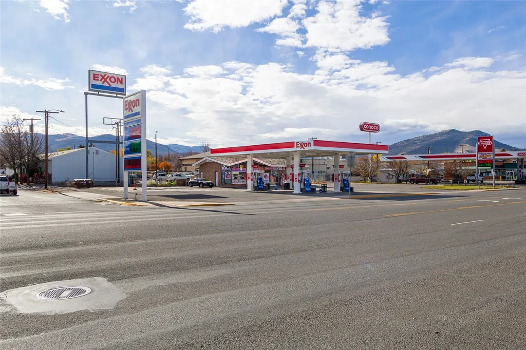 1721 Cedar Street Helena MT 59601
