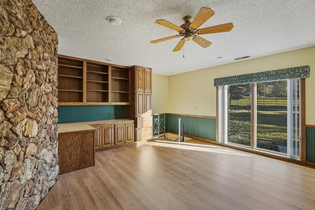 6455 S Meadowwood Lane Missoula MT 59803