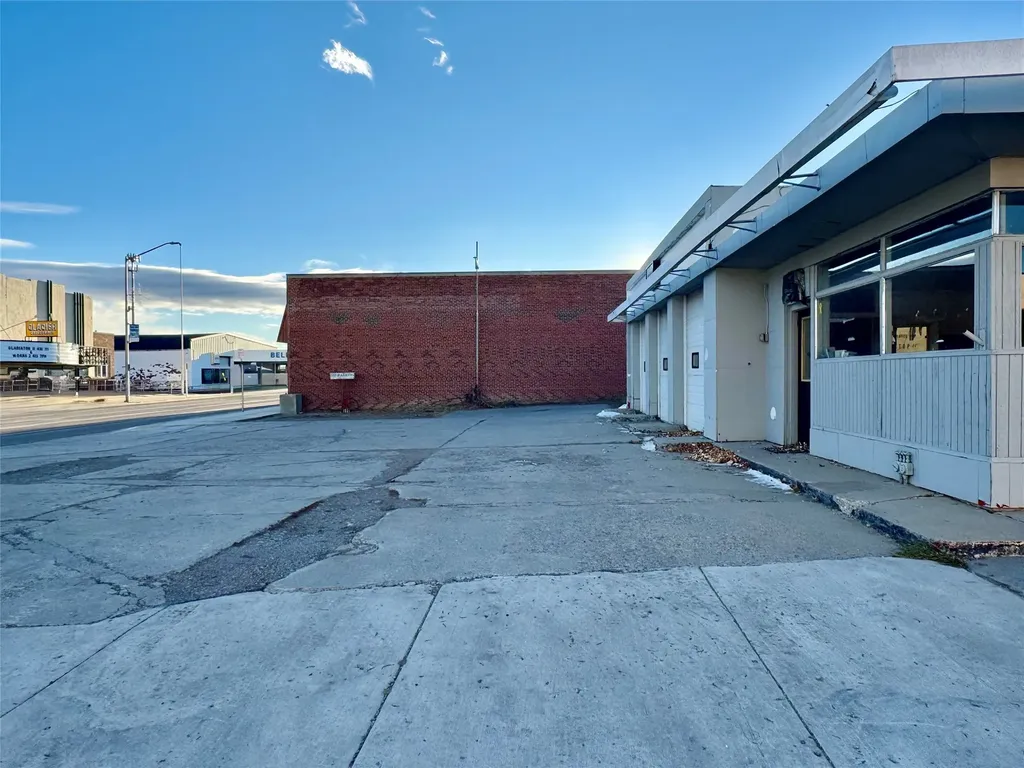 100 E Main Street Cut Bank MT 59427