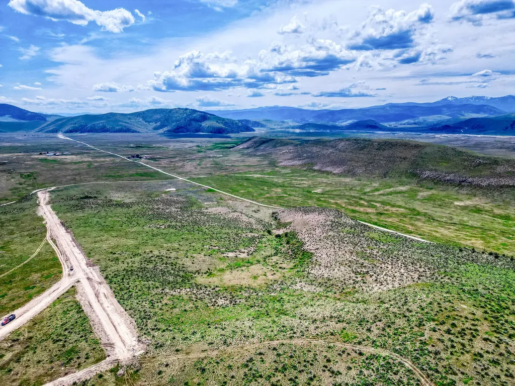7800 Browns Meadow Road Niarada MT 59845