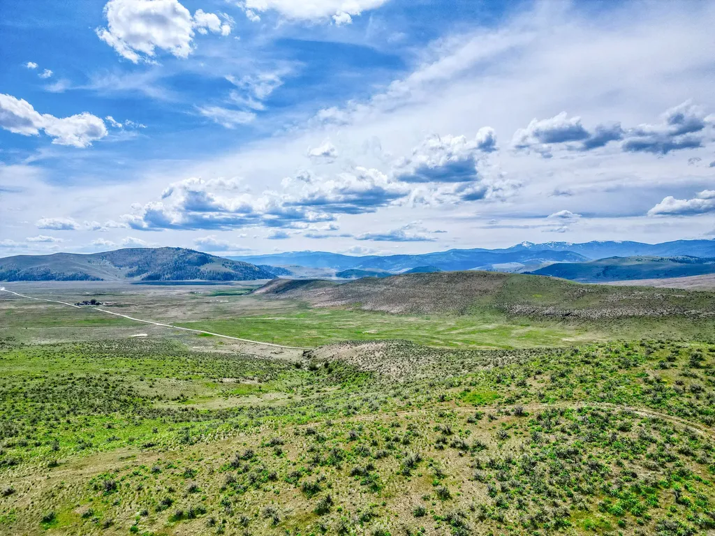 7800 Browns Meadow Road Niarada MT 59845