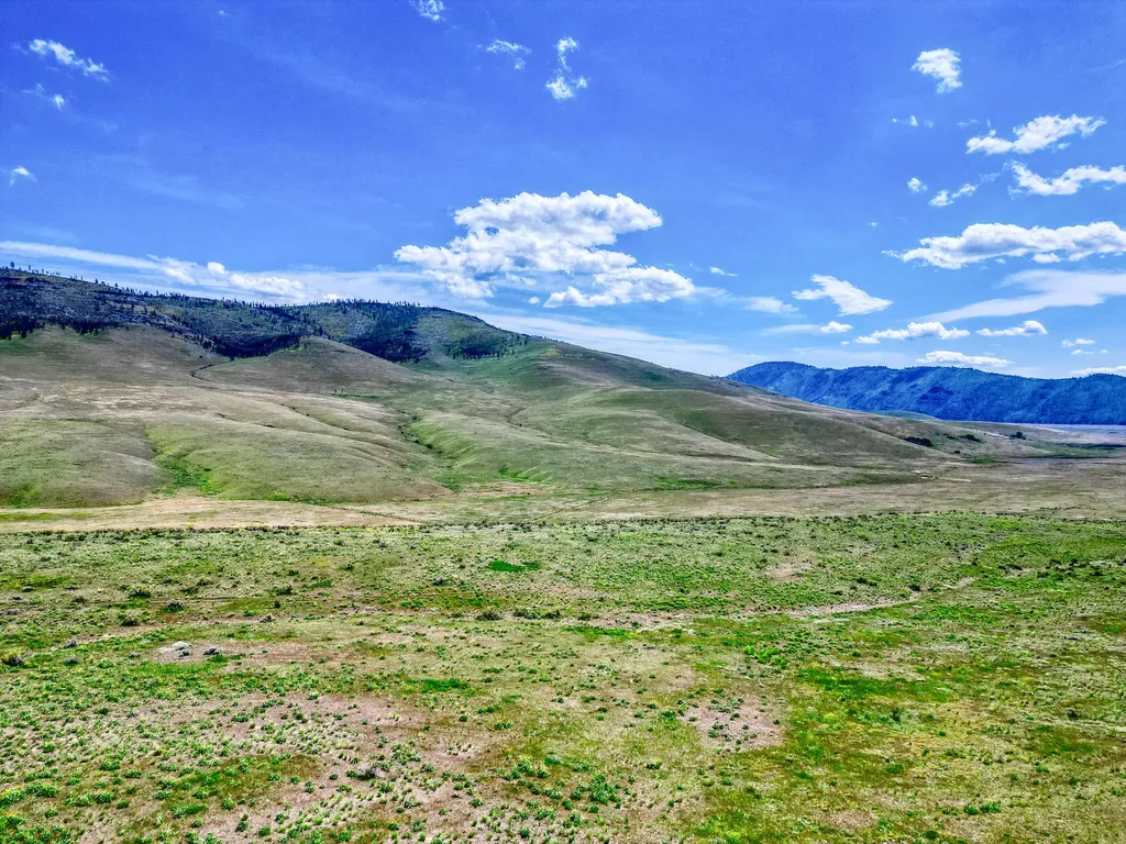 7800 Browns Meadow Road Niarada MT 59845