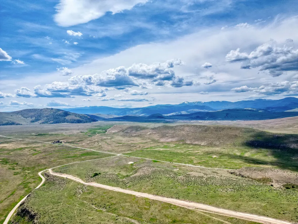 7800 Browns Meadow Road Niarada MT 59845